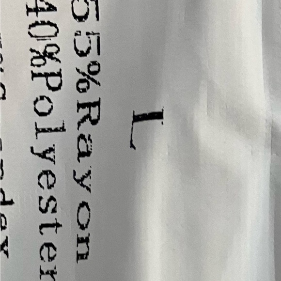 Unisex NWT pullover sweat shirt skull theme… Never worn - Picture 4 of 4